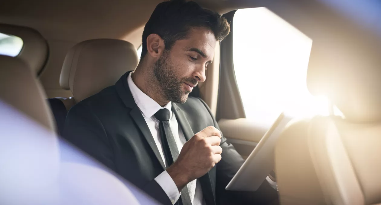 Taxi from Telford to Gatwick Airport | 365 Transports