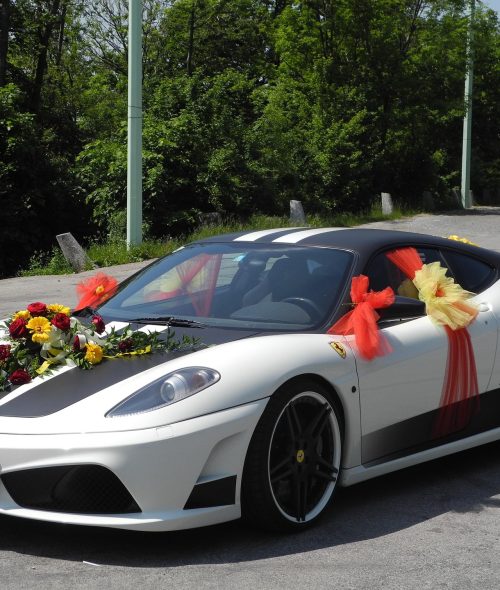 bennimax-wedding-car-771395_1920
